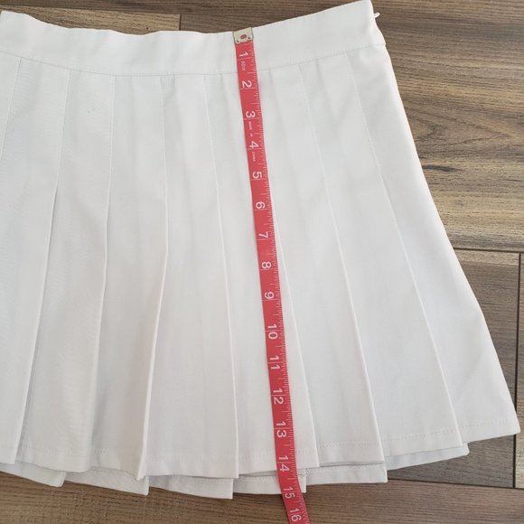 Mamba Jeans White Pleated Skirt - Picture 3 of 9